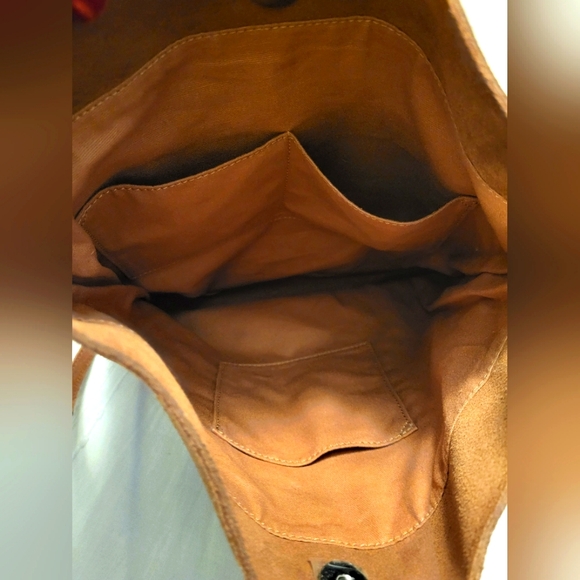 M.I.L.A. Suede Cross body bag - Picture 5 of 5